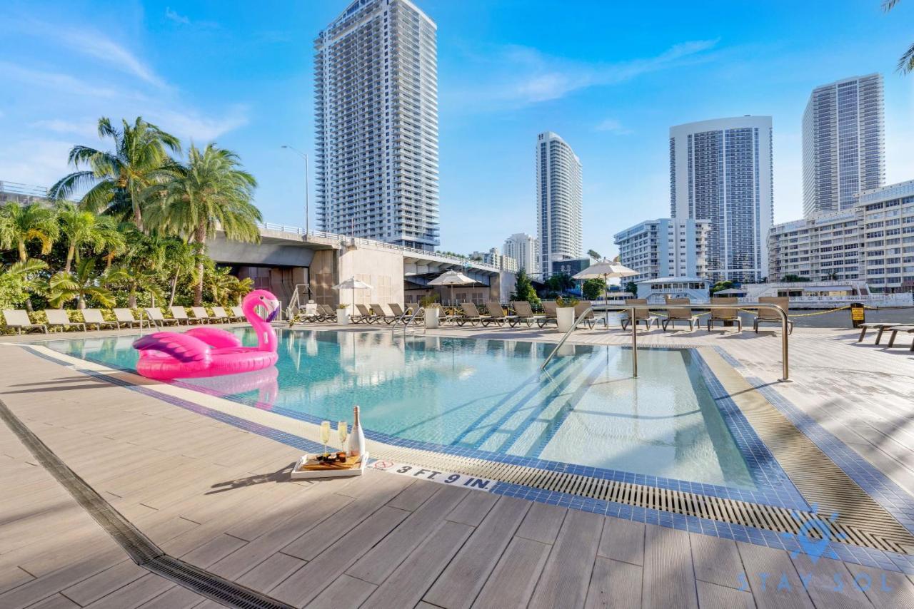 Upper Studio With Balcony,Pool And Gym, Near Beach Hallandale Beach Zewnętrze zdjęcie